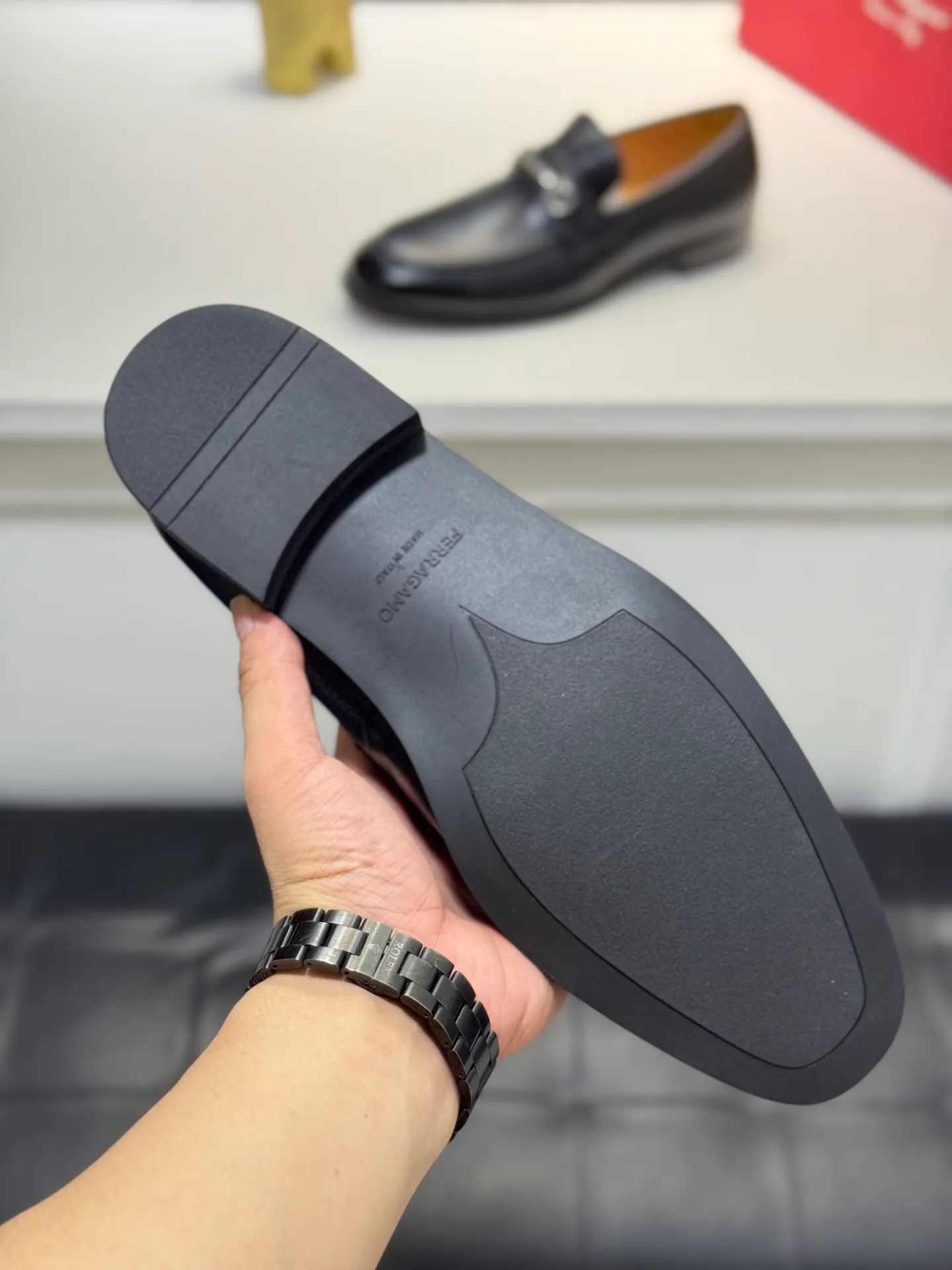 Men's shoes 💰460 Ferragamo [Ferragamo] top imported suit men's shoes 💯Original copy of the official website, product materials: selected imported embossed calfskin + luxury hardware buckle accessories ~ imported water-dyed cow 🐂 leather lining. Strong three-dimensional visual effect, original combination outsole, multiple colors available😘 Size: 39-44 (38.45.46.47 customized YS)